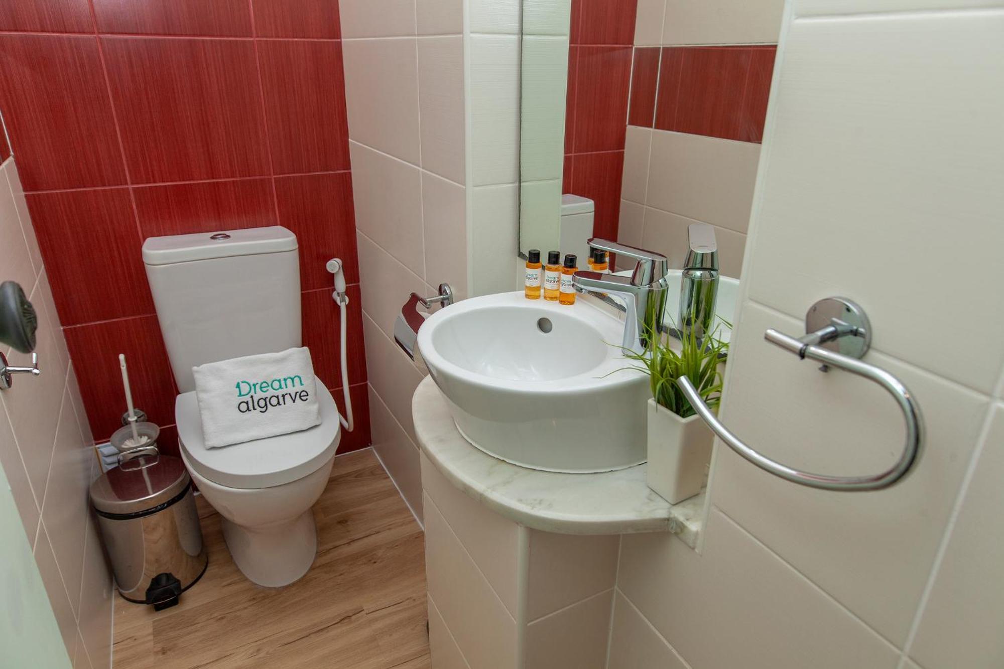B86 - Beachline Apartment In Luz Екстериор снимка